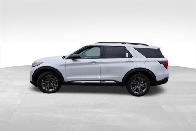 new 2025 Ford Explorer car, priced at $42,602