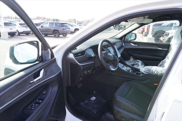 new 2025 Jeep Grand Cherokee car, priced at $41,431