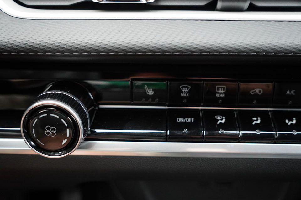 new 2026 Chevrolet Equinox car, priced at $29,940