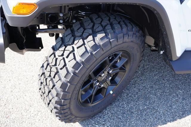 new 2025 Jeep Gladiator car, priced at $46,781