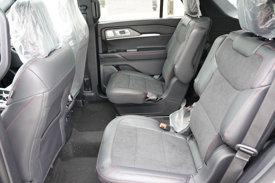 new 2025 Ford Explorer car, priced at $56,510