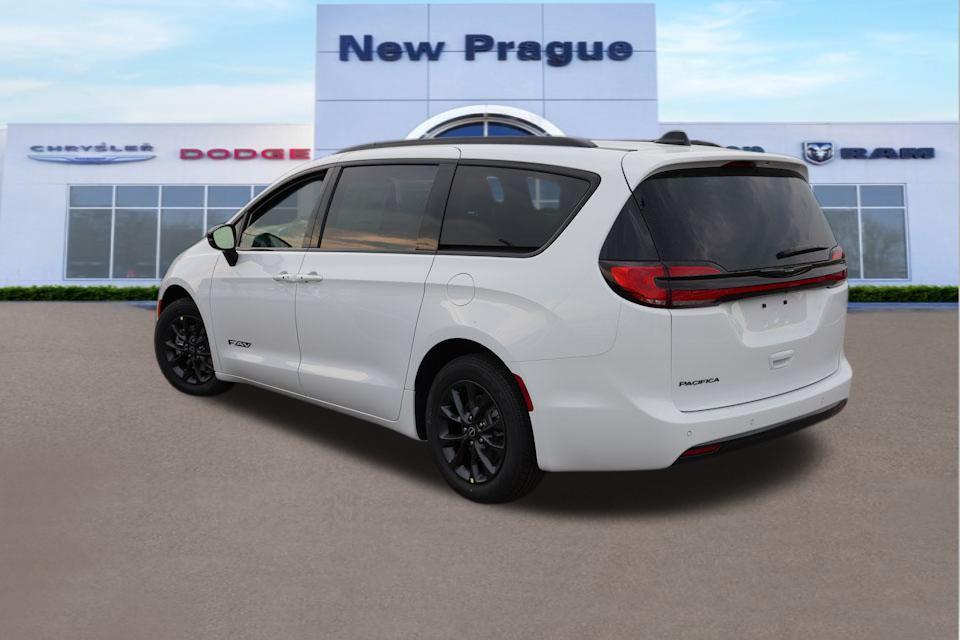 new 2025 Chrysler Pacifica car, priced at $36,882