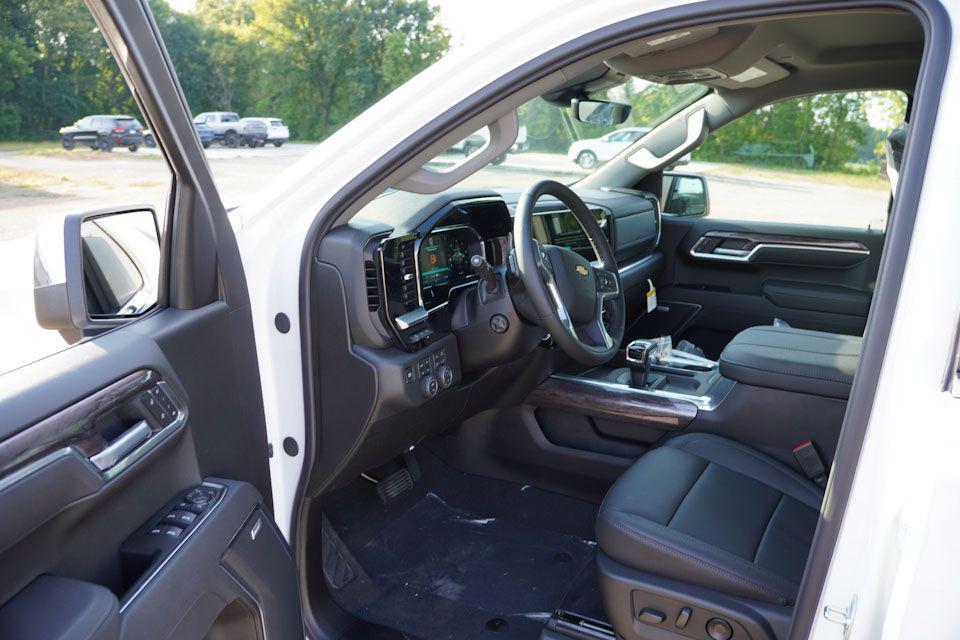 new 2026 Chevrolet Silverado 1500 car, priced at $60,675