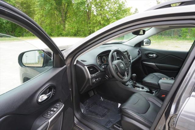 used 2022 Jeep Cherokee car, priced at $26,999