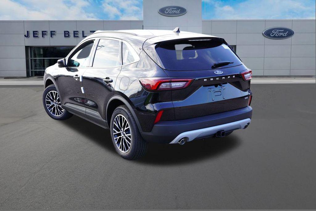 new 2025 Ford Escape PHEV car, priced at $30,819