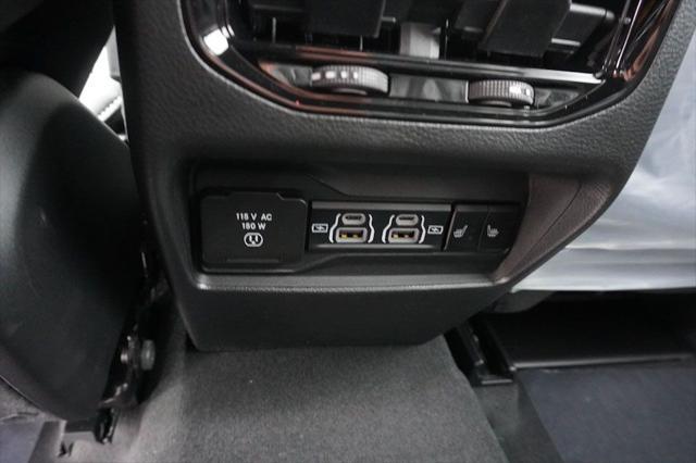 new 2025 Jeep Grand Cherokee car, priced at $42,349