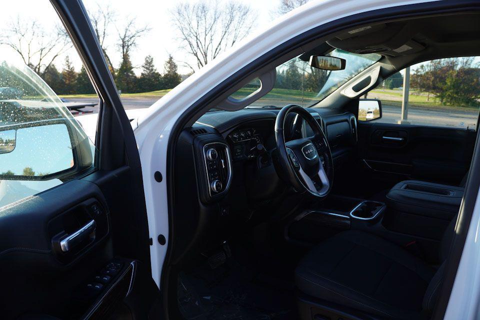 used 2021 GMC Sierra 1500 car, priced at $28,643