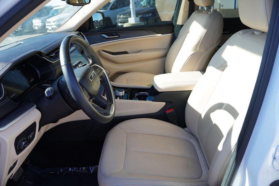 used 2022 Jeep Grand Cherokee L car, priced at $30,986