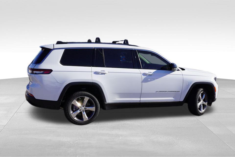 used 2022 Jeep Grand Cherokee L car, priced at $30,986