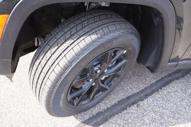 new 2025 Jeep Grand Cherokee car, priced at $40,713