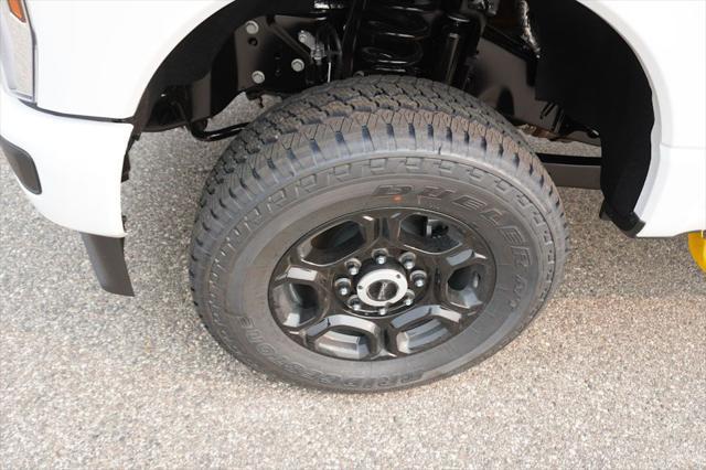 new 2025 Ford F-350 car, priced at $51,827