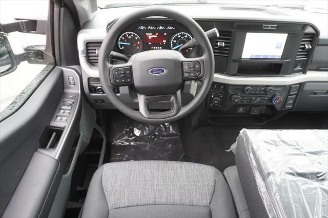 new 2025 Ford F-350 car, priced at $56,555