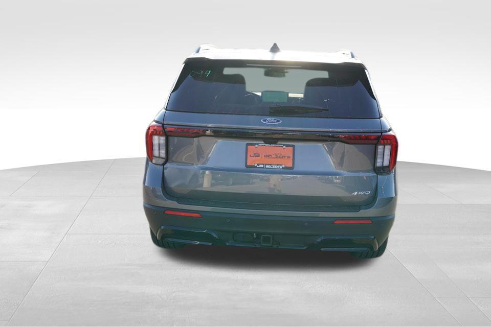 new 2025 Ford Explorer car, priced at $48,225