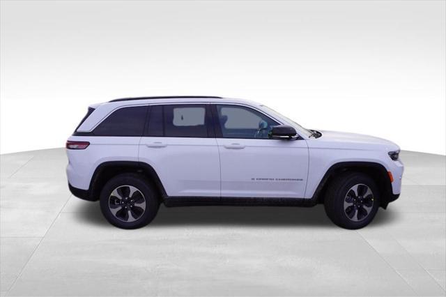 new 2025 Jeep Grand Cherokee 4xe car, priced at $50,451