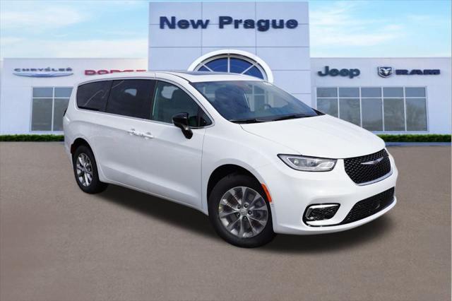 new 2025 Chrysler Pacifica car, priced at $45,507