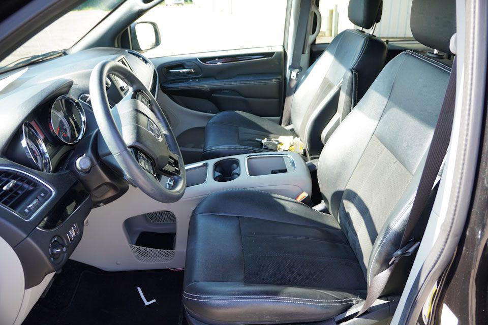 used 2019 Dodge Grand Caravan car, priced at $18,752