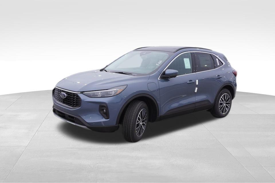new 2025 Ford Escape PHEV car, priced at $34,412