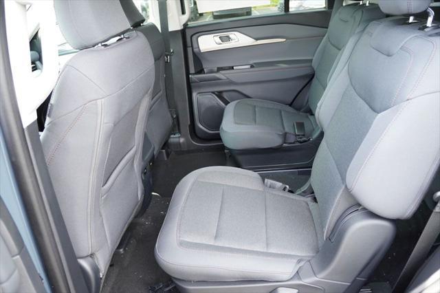 new 2025 Ford Explorer car, priced at $38,283