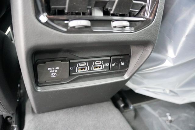 new 2025 Jeep Grand Cherokee car, priced at $42,242