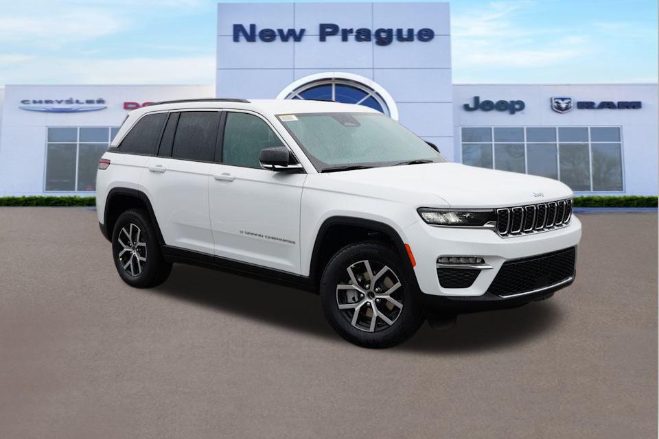 new 2025 Jeep Grand Cherokee car, priced at $41,381