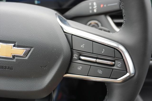 new 2026 Chevrolet Equinox car, priced at $32,453
