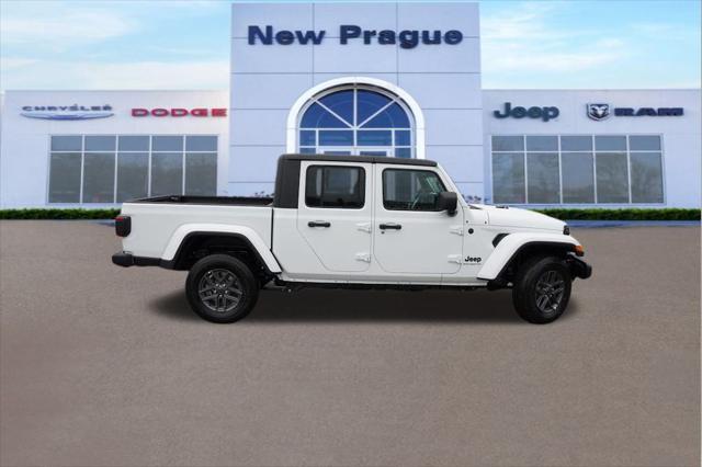 new 2025 Jeep Gladiator car, priced at $50,611