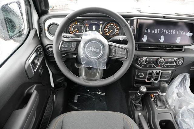 new 2025 Jeep Gladiator car, priced at $50,611