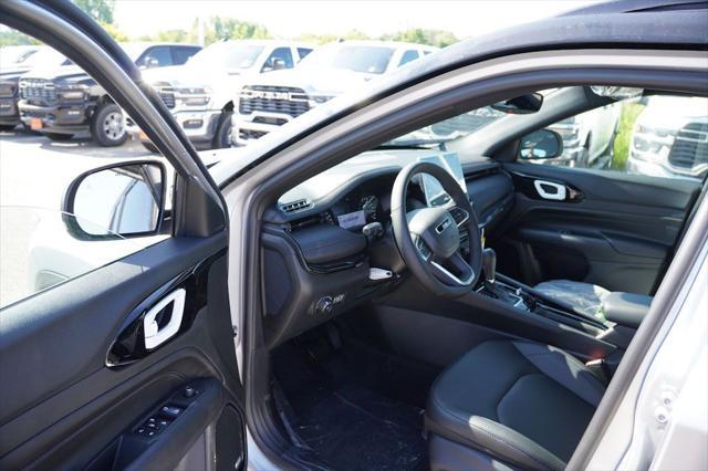 new 2025 Jeep Compass car, priced at $35,318