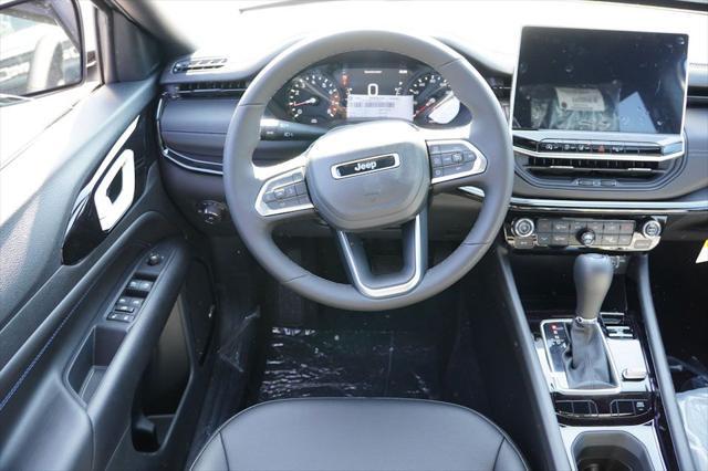 new 2025 Jeep Compass car, priced at $35,318