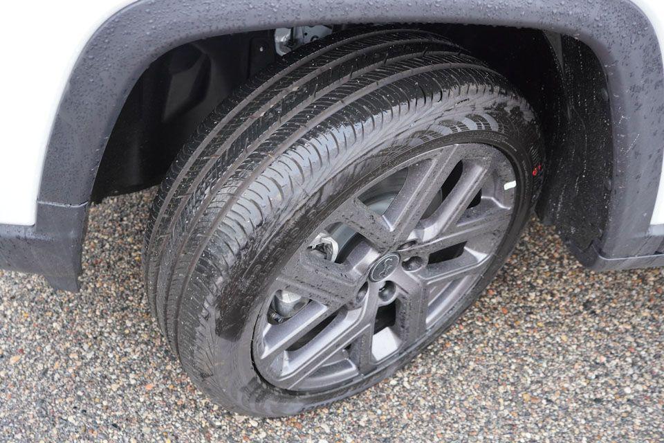 new 2025 Jeep Compass car, priced at $33,993