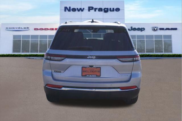 new 2025 Jeep Grand Cherokee car, priced at $42,349