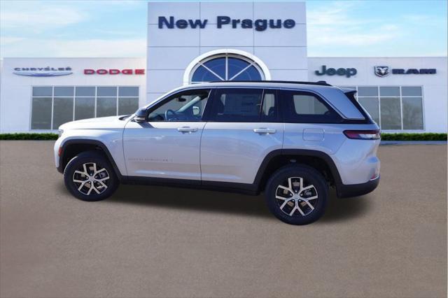 new 2025 Jeep Grand Cherokee car, priced at $42,349