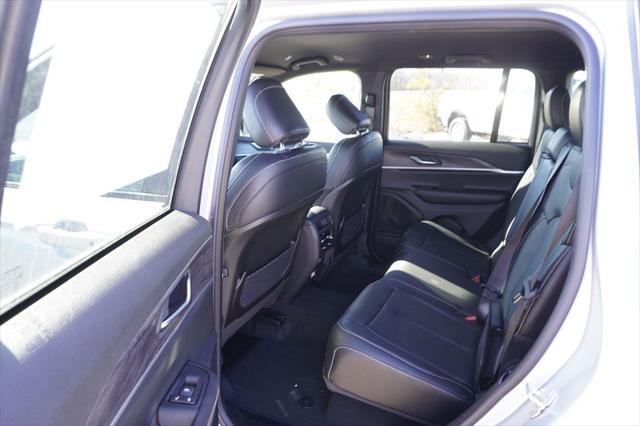 new 2025 Jeep Grand Cherokee car, priced at $42,349