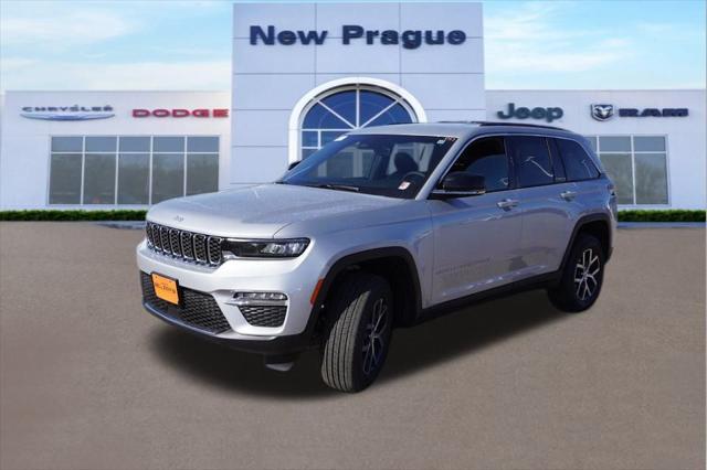 new 2025 Jeep Grand Cherokee car, priced at $42,349