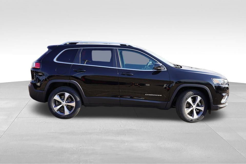 used 2021 Jeep Cherokee car, priced at $23,329