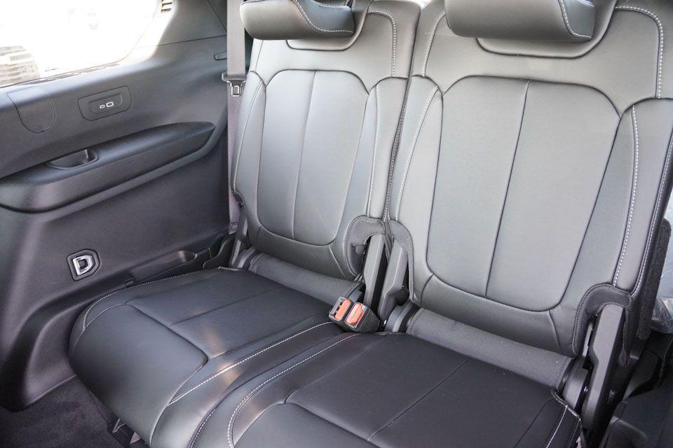 new 2025 Jeep Grand Cherokee L car, priced at $45,402