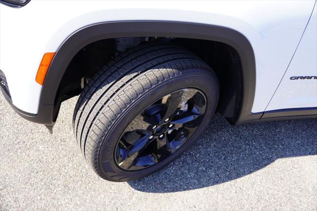 new 2025 Jeep Grand Cherokee L car, priced at $46,407