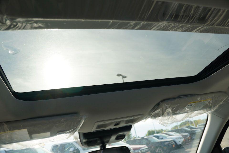 new 2025 Ford Maverick car, priced at $37,394