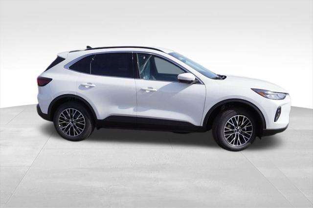 new 2025 Ford Escape PHEV car, priced at $31,733