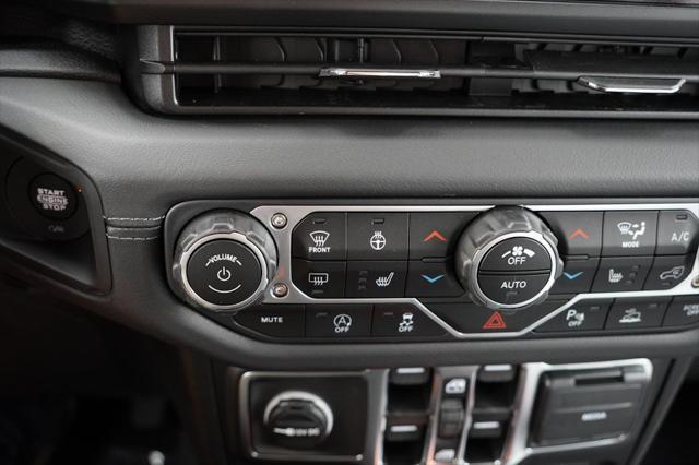 new 2025 Jeep Gladiator car, priced at $47,560