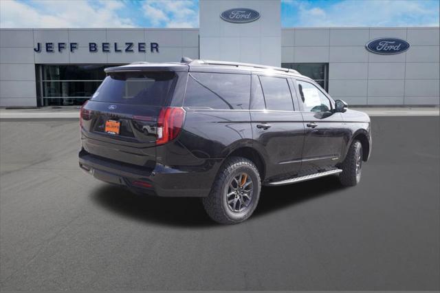 new 2025 Ford Expedition car, priced at $77,562