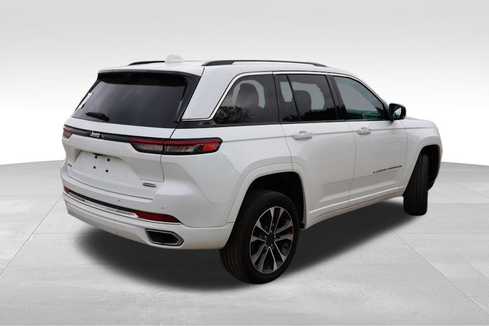 used 2022 Jeep Grand Cherokee car, priced at $38,081