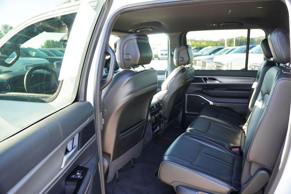 used 2025 Jeep Wagoneer car, priced at $55,490