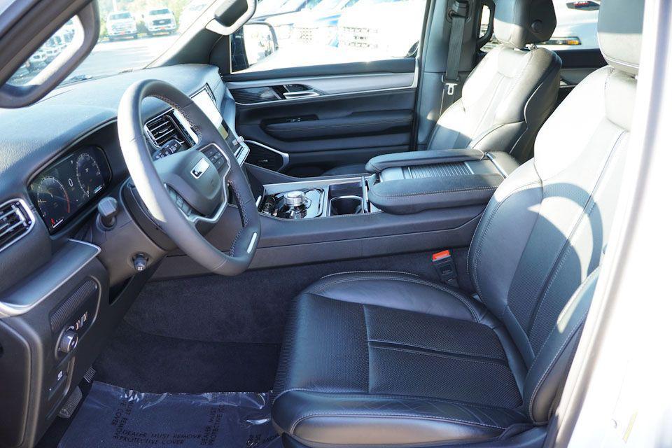 used 2025 Jeep Wagoneer car, priced at $55,490