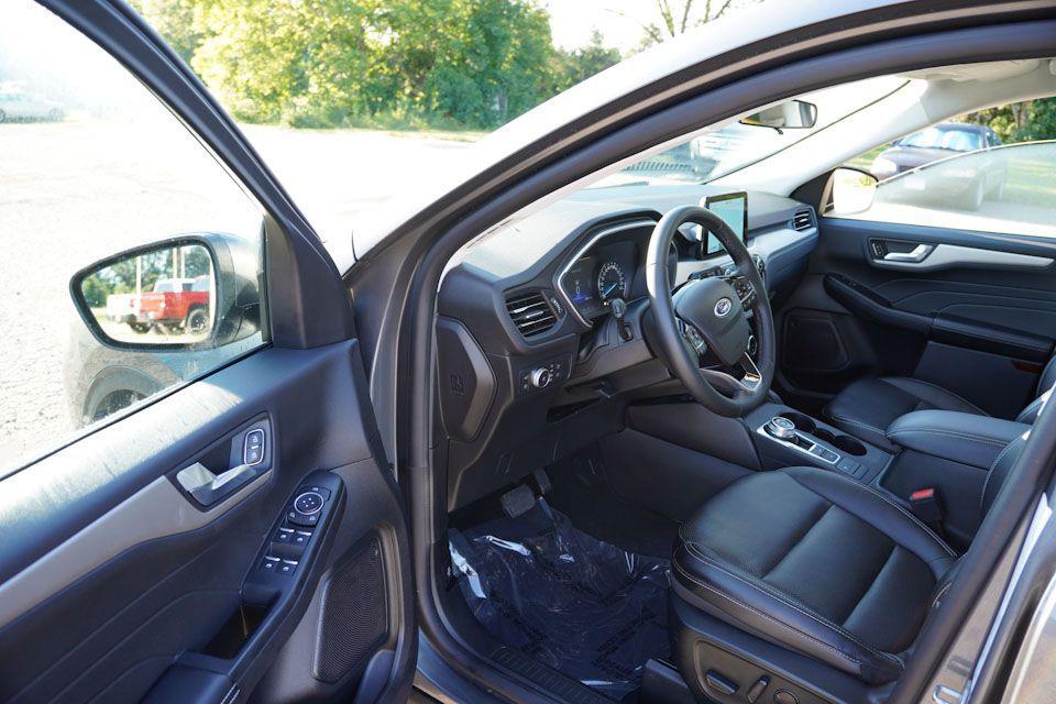 used 2022 Ford Escape car, priced at $24,852