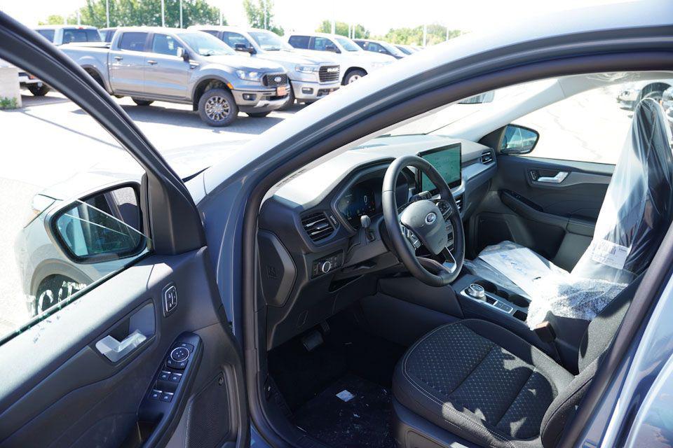 new 2025 Ford Escape car, priced at $30,484