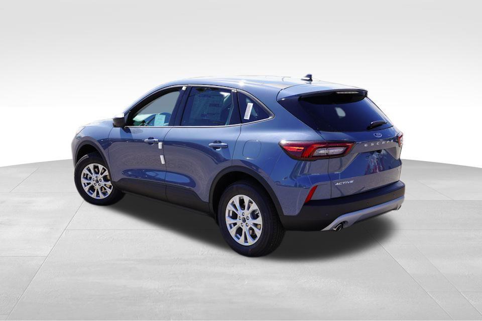 new 2025 Ford Escape car, priced at $30,484