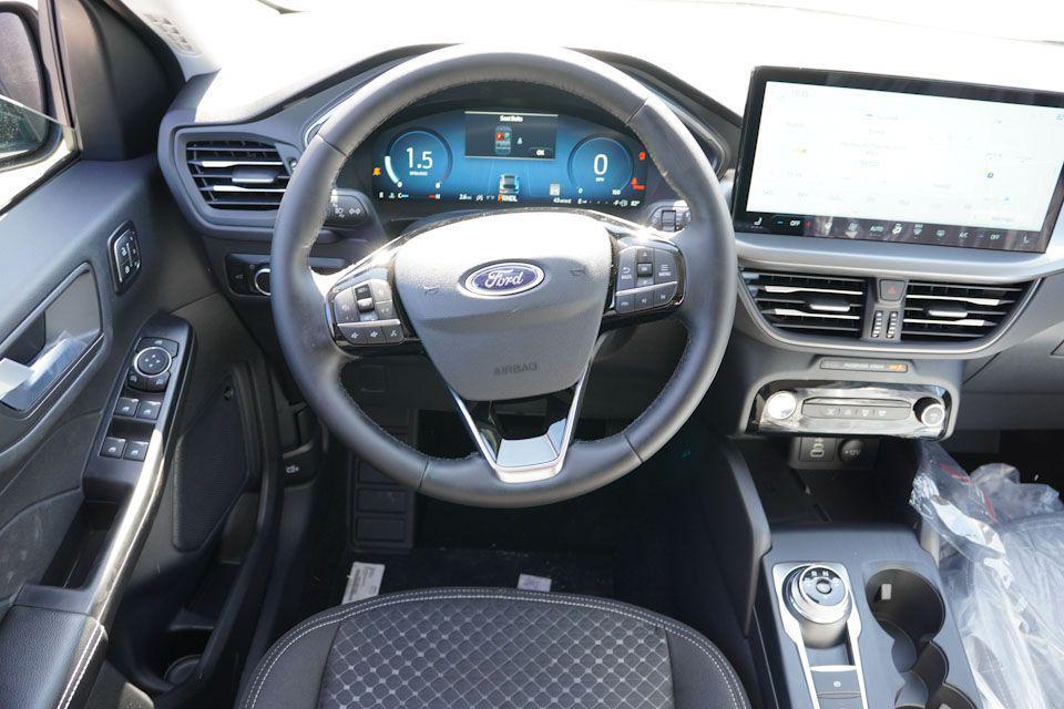 new 2025 Ford Escape car, priced at $30,484