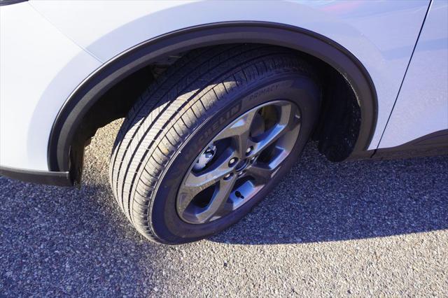 new 2025 Ford Escape car, priced at $29,683
