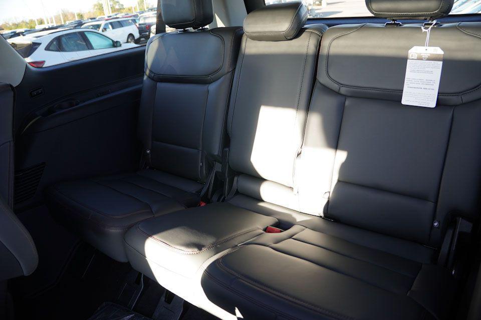 new 2025 Ford Expedition Max car, priced at $70,850